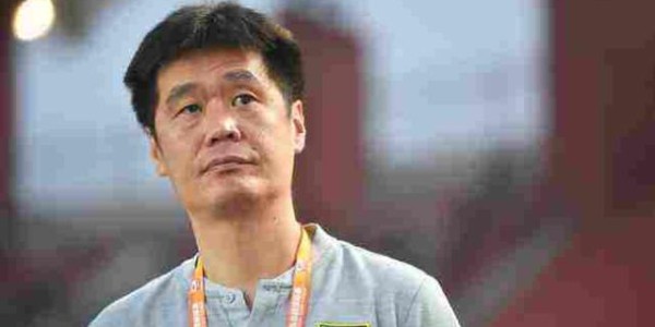 球迷妙语评李铁下课：铁在烧，火苗窜上九重霄